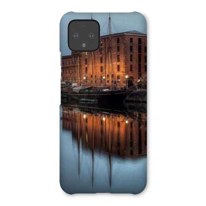 Dusk at Merseyside Maritime Museum Snap Phone Case