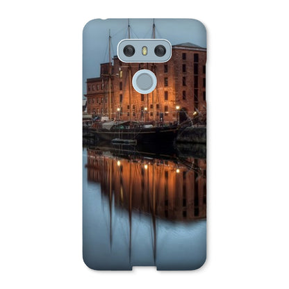 Dusk at Merseyside Maritime Museum Snap Phone Case