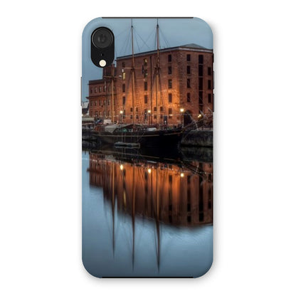 Dusk at Merseyside Maritime Museum Snap Phone Case