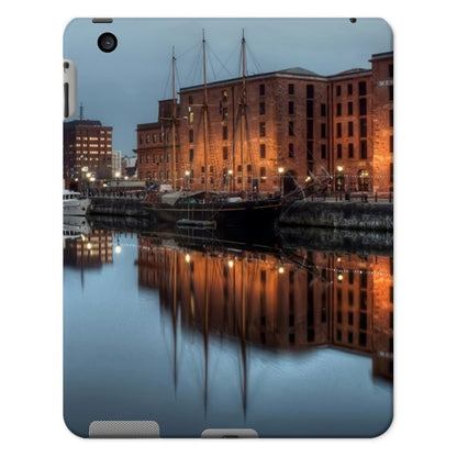 Dusk at Merseyside Maritime Museum Tablet Cases